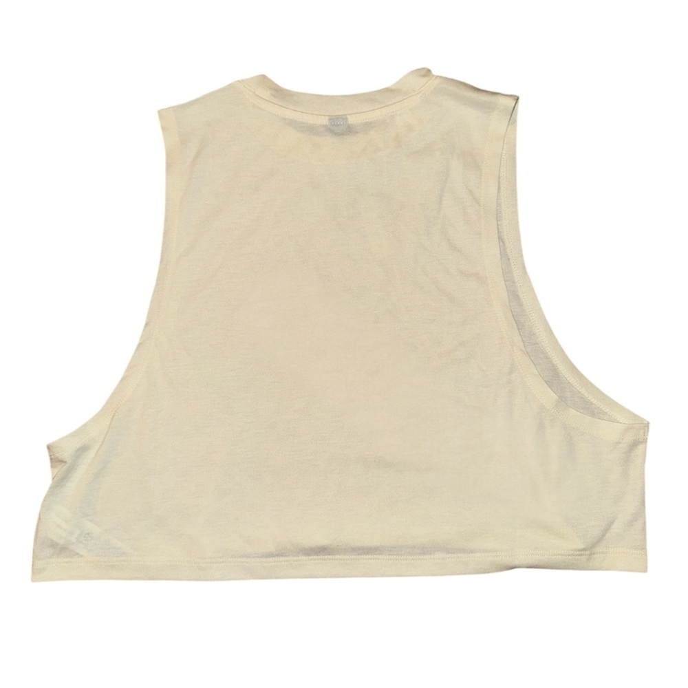 Oner Active NWT go to muscle crop tank in off white women’s size medium - Picture 2 of 13